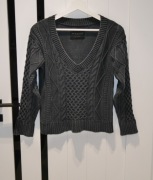 *DIVERSE* świetny sweterek dekatyzowany dekolt 34 XS