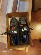 SIDI buty szosowe rozmiar 45 bdb stan czarne czerwone