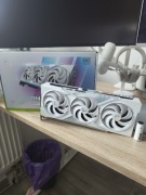 Karta graficzna MSI GeForce RTX 5070 Ti Gaming Trio OC White