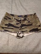 Spodenki dżins jeans moro bardzo krótkie dobry stan xs/s cropp town