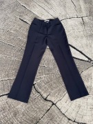 Granatowe cienkie eleganckie spodnie rozmiar 40.