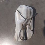 Zbiorniczek spryskiwacza Nissan J10