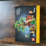LEGO Ideas 21326 Kubuś Puchatek – Domek w Stumilowym Lesie
