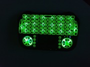 Bezprzewodowa mini klawiatura z podświetleniem LED 