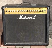 MARSHALL MG series 100 DFX fdd wzmacniacz gitarowy 100W RMS chorus delay
