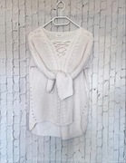 Sweterek kremowy z dekoltem Reserved rozmiar s