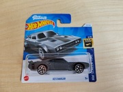 HOT WHEELS ICE CHARGER
