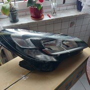 Reflektor prawy corsa e 