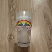 Plastikowy kubek z czeskiego marszu równości LGBT - Vezmes si me?
