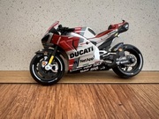 Kolekcjonerski model repliki motoru z stacji Shell