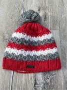 Czapka zimowa z pomponem ocieplana polarem.