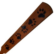 Packa BDSM wykonana z drewana denya. Psie łapy wypalone ogniem.