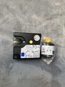 MERCEDES B W246 11-14r W176 POMPKA KOMPRESOR KOŁ 12V A0005832202