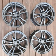 Komplet felg aluminiowych ANZIO Turn Black 5x112 7,50x17" ET42 oc. 70,1