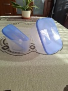 Tupperware – zestaw 2 pojemników 700 ml z niebieskimi pokrywkami