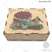 Haft na driewnie koralikami 