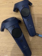 Kontrolery HTC vive pro, pro eye
