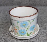 Ceramiczna doniczka z podstawką