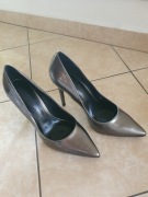 Next nowe grafitowe lakierowane szpilki rozm. 41