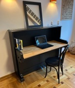 Biurko toaletka konsola z vintage pianina