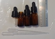 Szklane butelki z pipetka