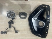 Ramka halogenu prawego do Kia Stonic 86524-H8HAO 