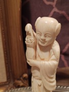 Figurka orientalna z kości ręczne wykonana vintage Chiny