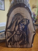 Obraz wypalany na plastrze orzecha włoskiego 