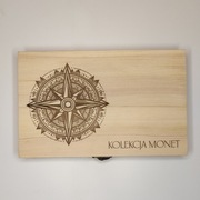 DREWNIANE PUDEŁKO NA MONETY róża wiatrów (na 50 monet)