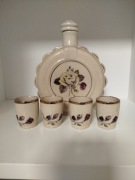 Karafka porcelanowa + 4 kieliszki 