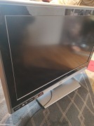 Telewizor JVC używany, sprawny, bez pilota