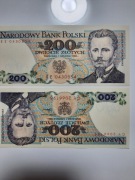 236#N 200 ZŁ PRL DESTRUKT PRZESUNIĘTY NADRUK DO DOLNEJ KRAWĘDZI STAN UNC 