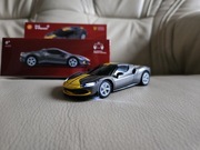 Zdalnie sterowany bluetooth model samochodu shell FERRARI 296 GTB.