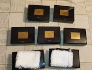 Zmywanie makijażu , rękawica bez użycia kosmetyków 