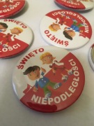 Przypinka patriotyczna Święto Niepodległości odznaka metalowa