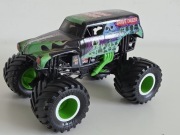 Monster Jam 1/24 - Grave Digger Black