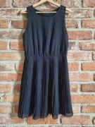 granatowa sukienka w groszki * plisowany dół * Atmosphere