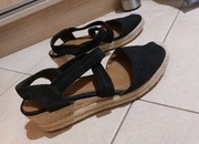 Czarne espadryle na koturnie h&m