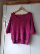 Ciemno różowy sweter alpaka dekolt fuksja oversize M/L 