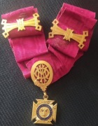 Pomnik masoński Wielkiej Brytanii GRAND LODGE OF ENGLAND 1961 