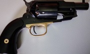 Sprzedam rewolwer czarnoprochowy Remington Birdhead -kaliber.44.-3" czarny