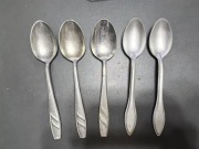 Stare Aluminiowe ŁYŻKI 5 sztuk