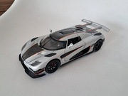 nowy metalowy model samochodu Koenigsegg Agera w skali 1:24