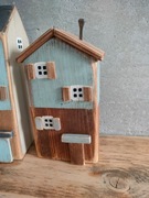 Drewniany domek niebieski/orzech dekoracja