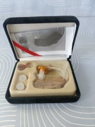 Aparat sluchowy wzmacniacz dźwięku 