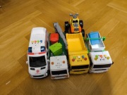 AUTKA NA BATERIE Z DŹWIĘKIEM ( Sprawne ) 