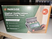 Przyrząd pomiarowy do pił ukośnych i taśmowym