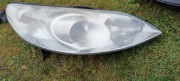 Lampa peugeot 407 prawą stronę uszkodzone uchwyty 