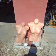 Manekin tors damski sklepowy plastikowy "wystawa"