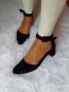 (42) Czarne, Mega wygodne czółenka wieczorowe z zapięciem, NOWE 